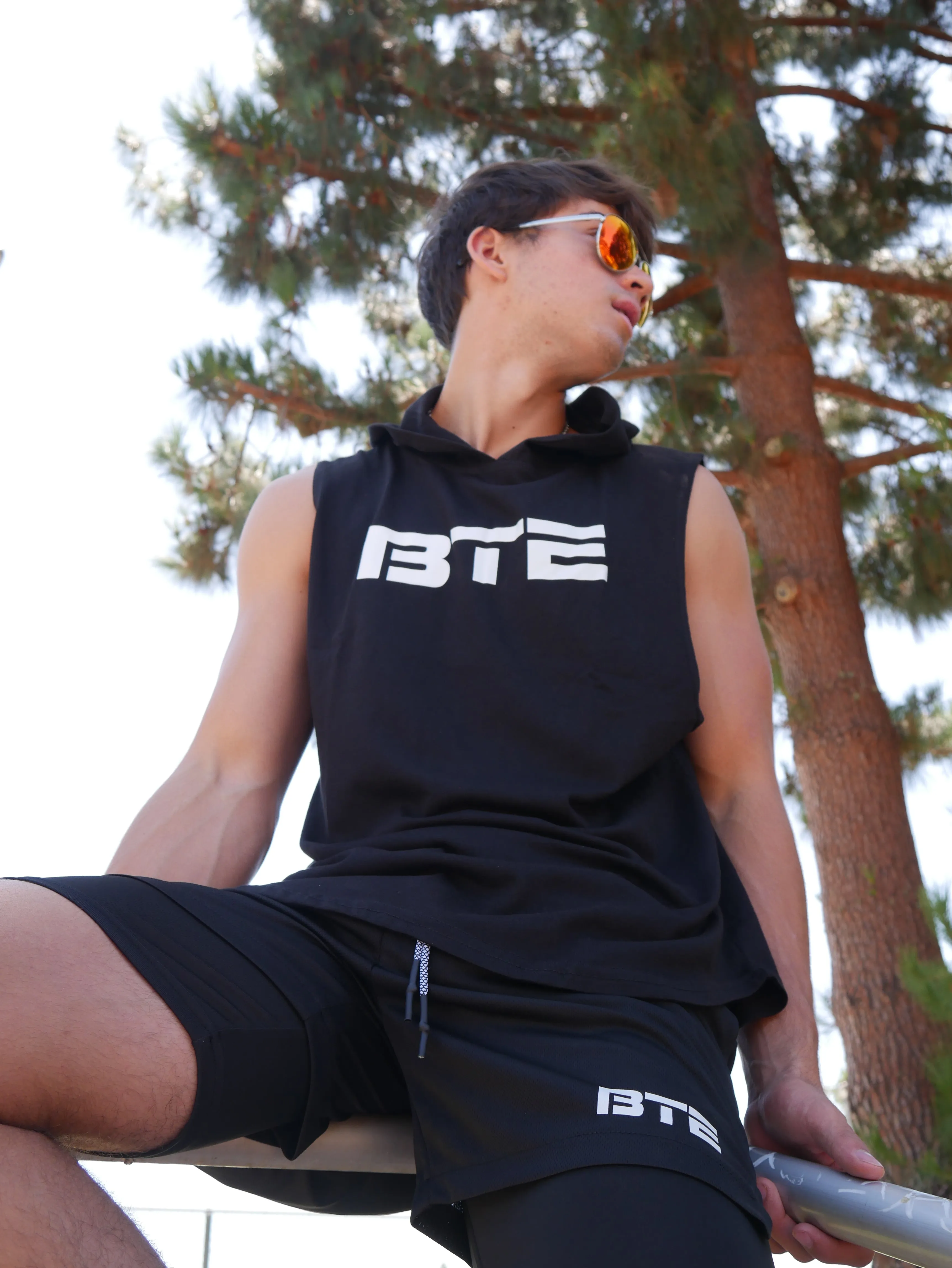 BTE-Hoodie Tanks