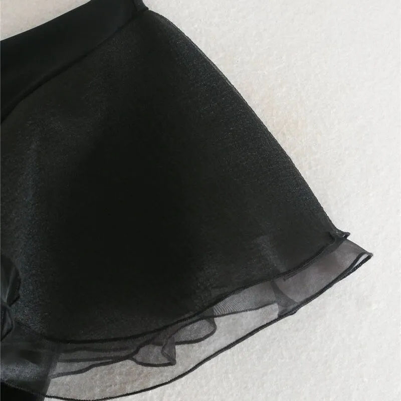 RUFLED CROPPED BLOUSE